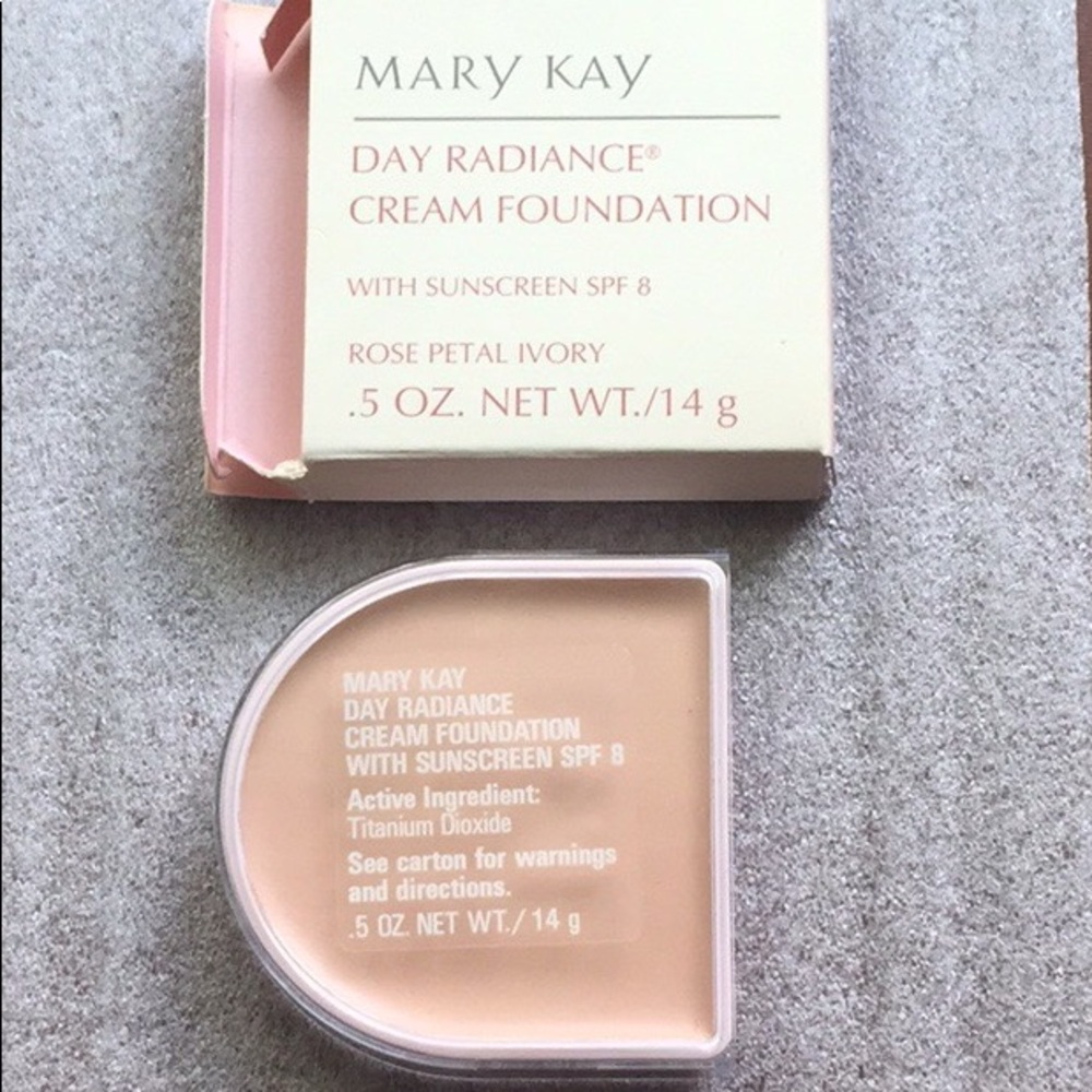 MARY KAY